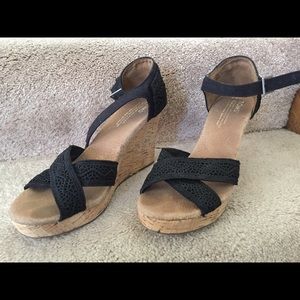 Tom’s high heel sandals